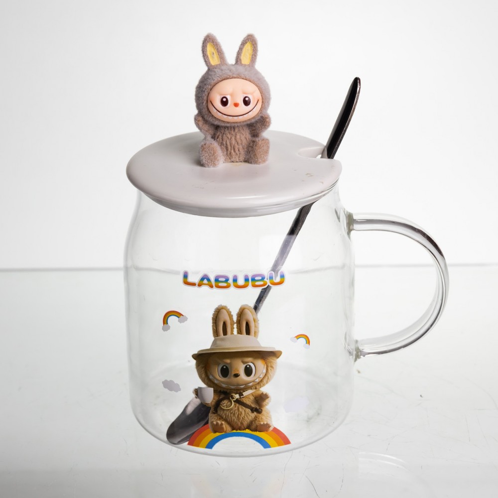 Новогодняя большая стеклянная чашка "Лабуба" с крышкой и ложкой 600 мл, Праздничная кружка чашка для детей на подарок Коричневый FM-56C