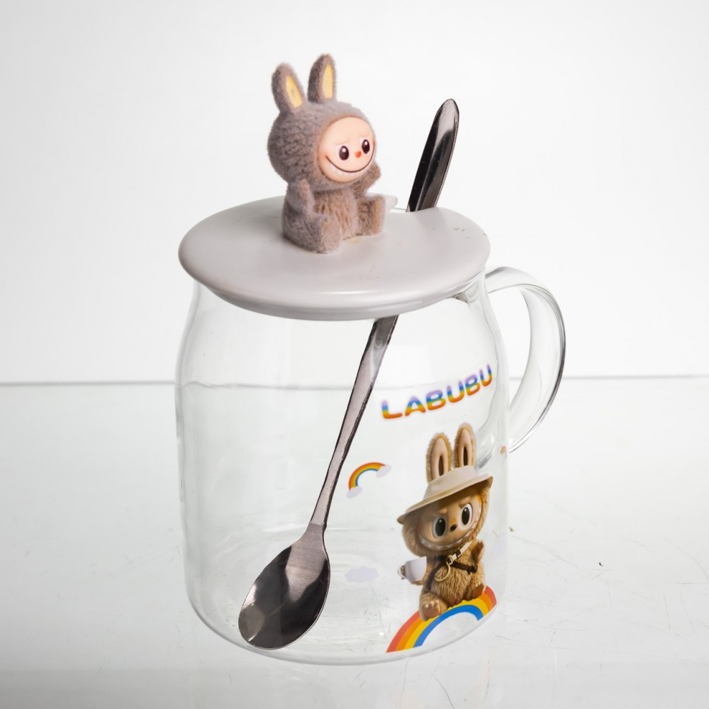 Новогодняя большая стеклянная чашка "Лабуба" с крышкой и ложкой 600 мл, Праздничная кружка чашка для детей на подарок Коричневый FM-56C