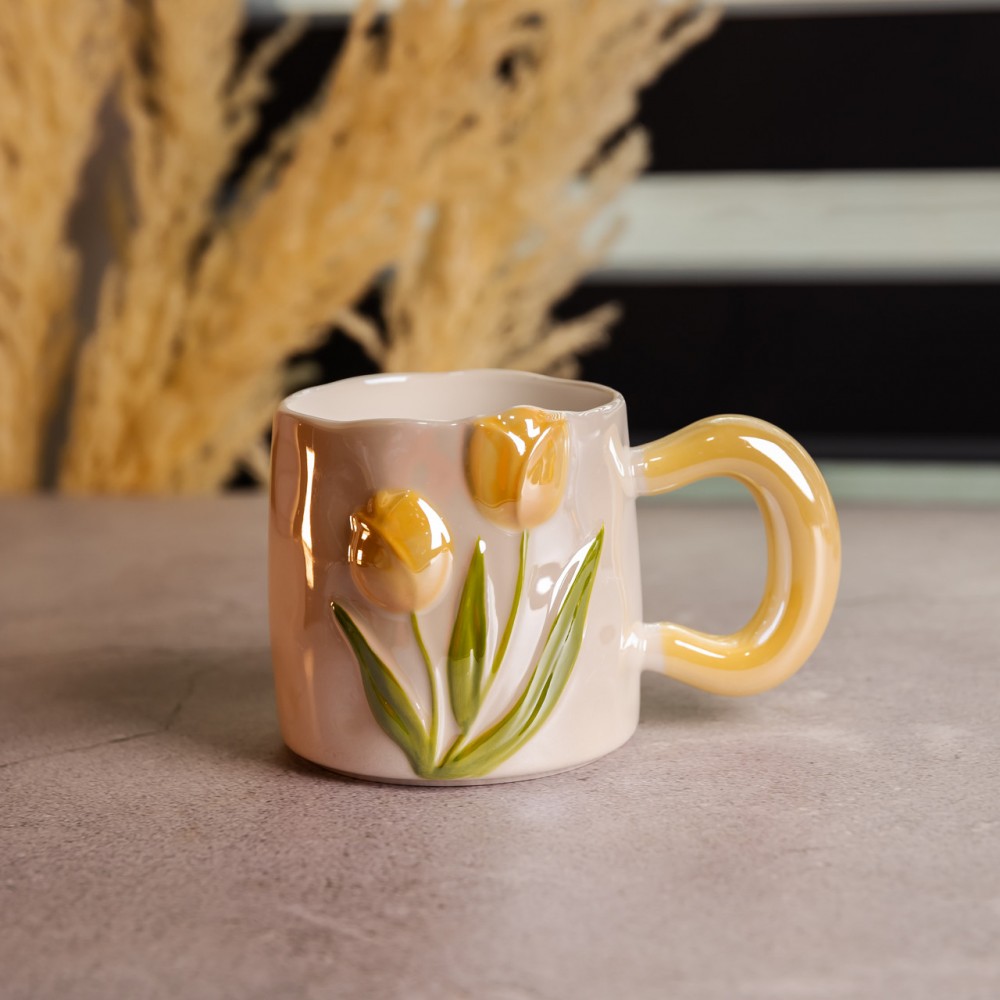 Новогодняя фарфоровая чашка для чая и кофе "Нежный Тюльпан" с 3D декором 400 мл, праздничная кружка чашка на подарок Оранжевый FM-40B