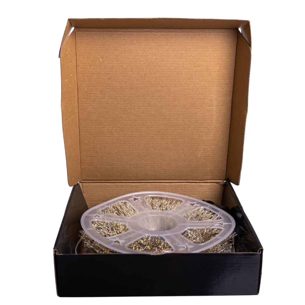 Новогодняя гирлянда комнатная роса Хвойная лапа 50 м 1500 LED белый провод Синее сияние D1500L50MWBL