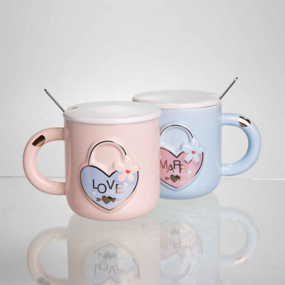 Набор парных фарфоровых чашек с сердцем 2 (шт) по 400 (мл) чашки на подарок с крышкой и ложкой Розовый с голубым FM-32