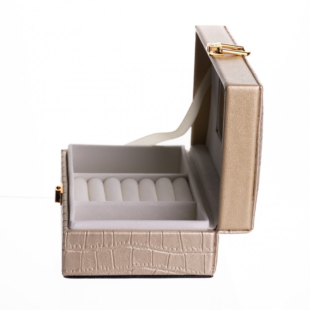 Шкатулка для украшений из эко кожи 3 отделения с зеркалом 16×10×6 см Золотистый HP-5-18GOLD