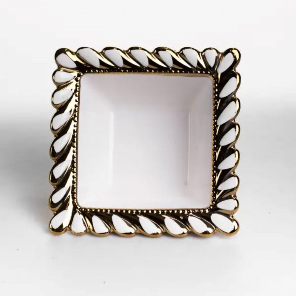 Тарелка глубокая фарфоровая Tiffany квадратная 15х15х7 см ML2007