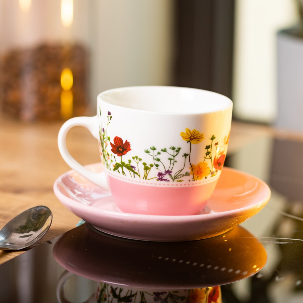 Керамическая чашка с блюдцем 250 (мл) для чая и кофе Розовая