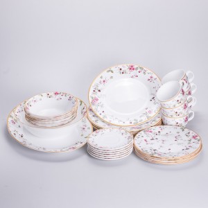Столовый сервиз из фарфора Strawberry на 6 персон 32 предметов HP-HK-8