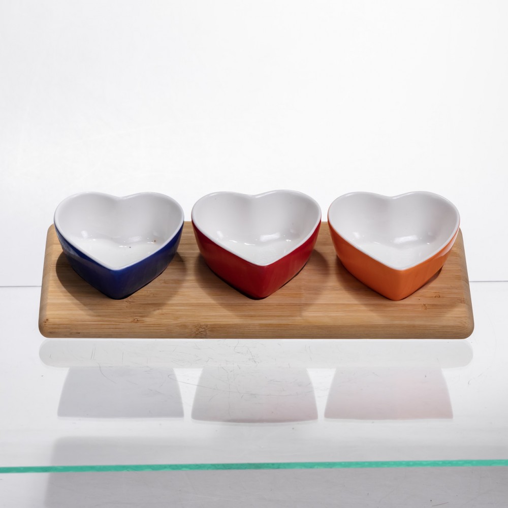 Набір менажниць порцелянових для закусок 3 (шт) по 50 (мл) менажниці у формі серця на бамбуковій підставці TX001