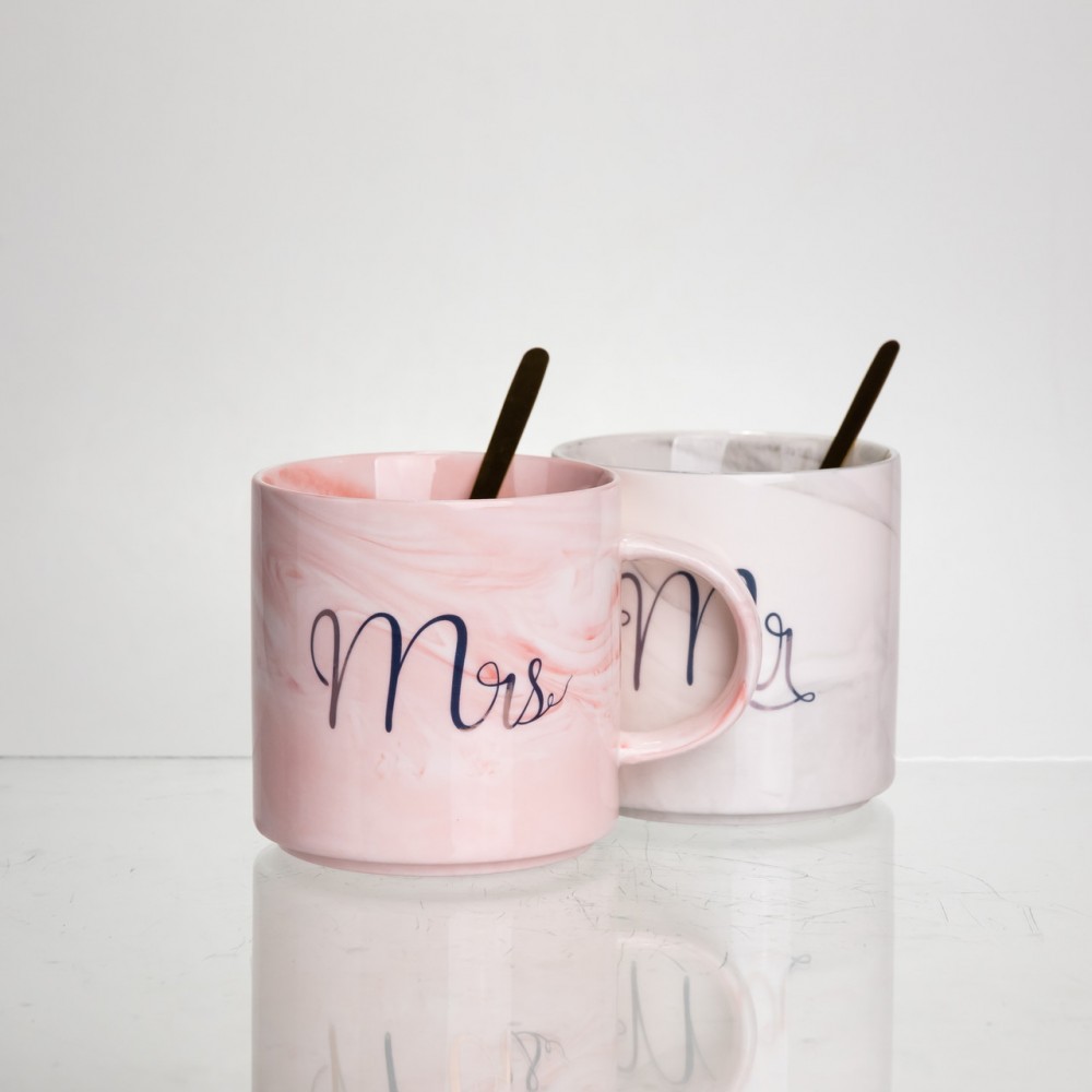 Набор парных фарфоровых чашек Mr&Mis 2 (шт) по 400 (мл) чашки на подарок с ложкой FM-28