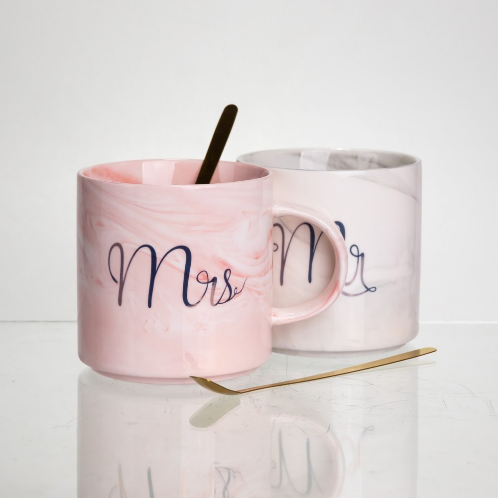 Набор парных фарфоровых чашек Mr&Mis 2 (шт) по 400 (мл) чашки на подарок с ложкой FM-28