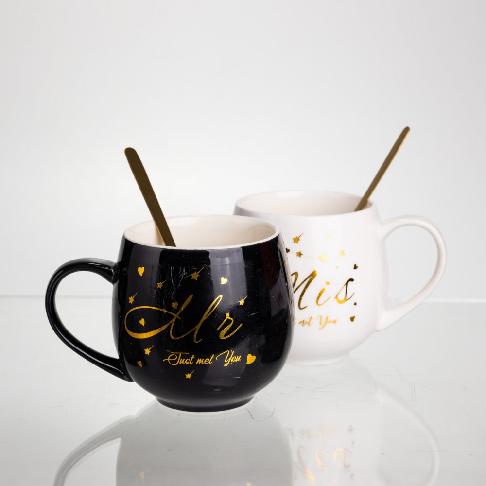 Набір парних порцелянових чашок Mr&Mis 2 (шт) по 350 (мл) чашки на подарунок з ложкою Чорний з білим FM-29