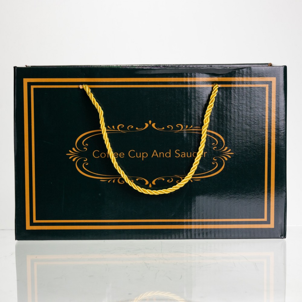 Набір парних порцелянових чашок Queen&King 2 (шт) по 400 (мл) чашки на подарунок із кришкою та ложкою FM-30