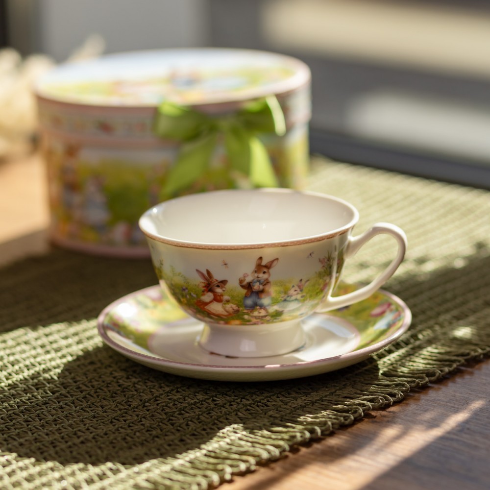 Чашка фарфоровая для чая Rabbit Family 200 мл с блюдцем HP-7323-9
