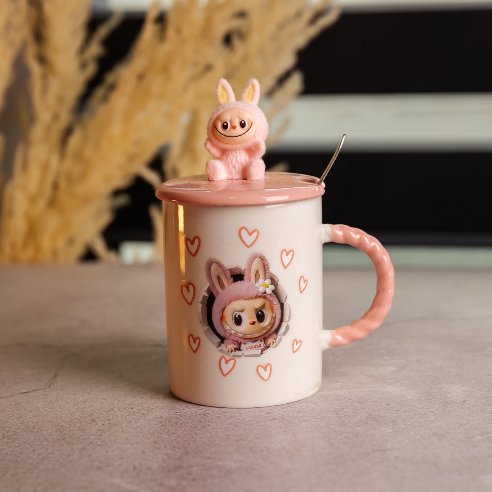 Чашка фарфоровая с крышкой и ложкой Labubu 300 (мл) подарочная кружка прикольная чашка для детей на подарок Розовый FM-35C