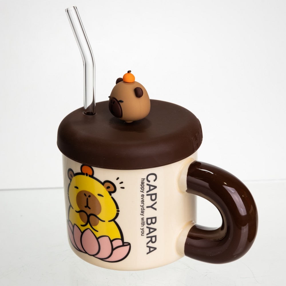 Чашка фарфоровая с крышкой и трубочкой Капибара в лотосе 300 (мл) подарочная кружка прикольная чашка для детей на подарок FM-27B